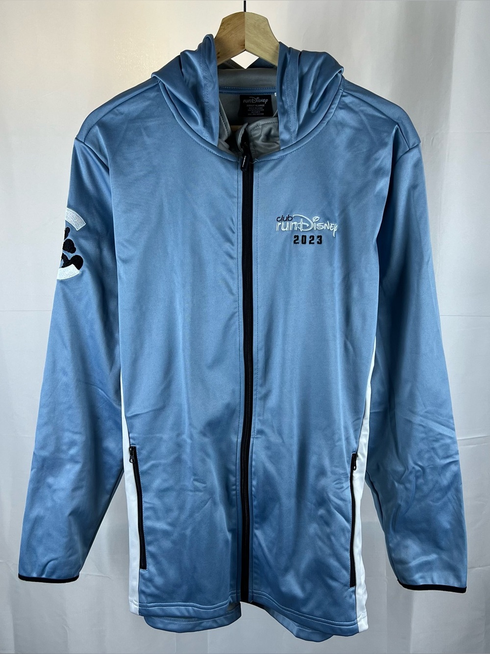 Disney Club Run Disney 2023 Women's Water Resistant Hooded Jacket Baby-blue XL